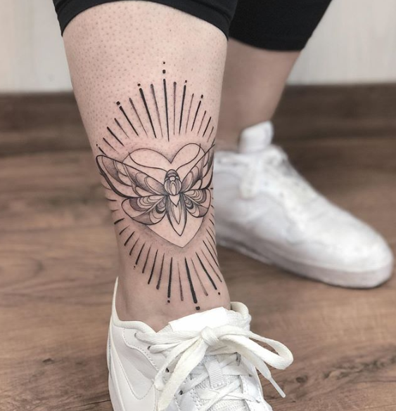 30 Best Moth Tattoo Designs (With Meaning)