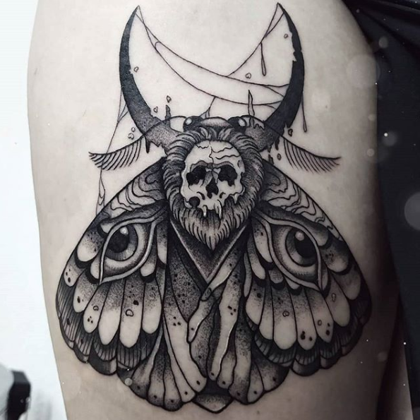 30 Best Moth Tattoo Designs (With Meaning)