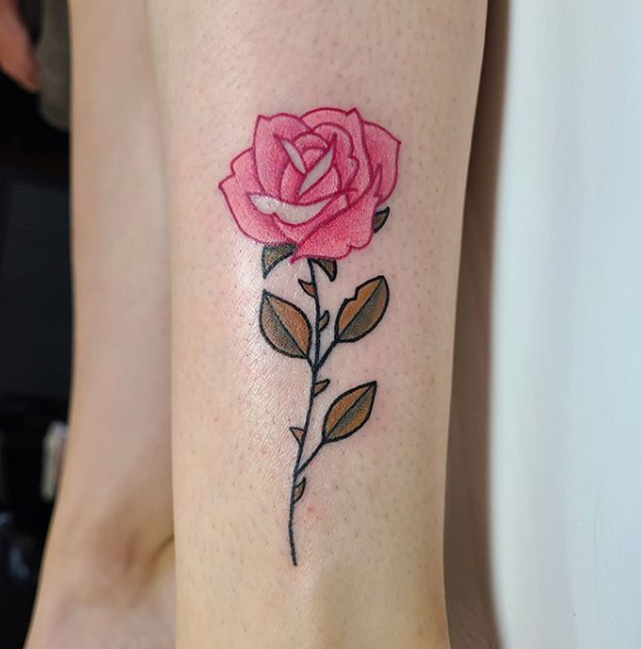 30 Traditional Rose Tattoo Design Ideas