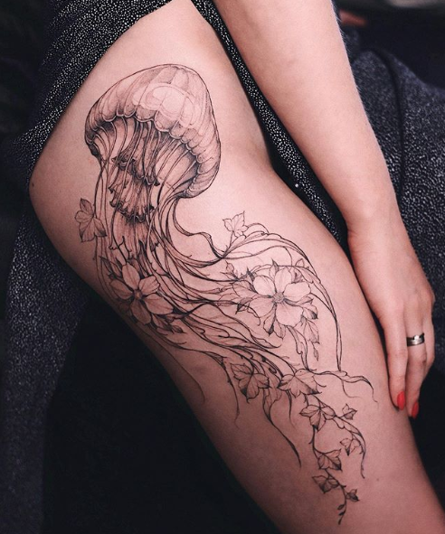 19 Best Jellyfish Tattoo Design Ideas With Meaning   Image 4 