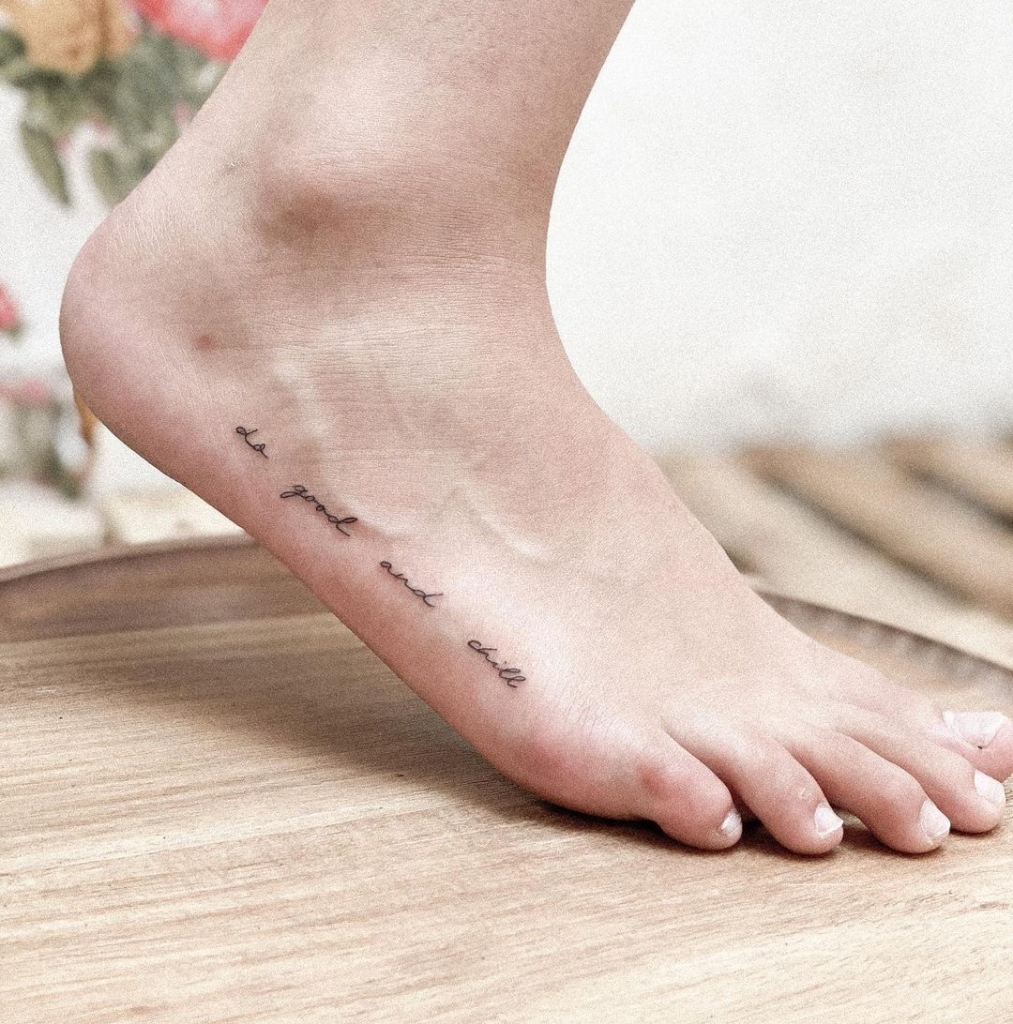 84 Amazing Foot Tattoo Ideas for Women