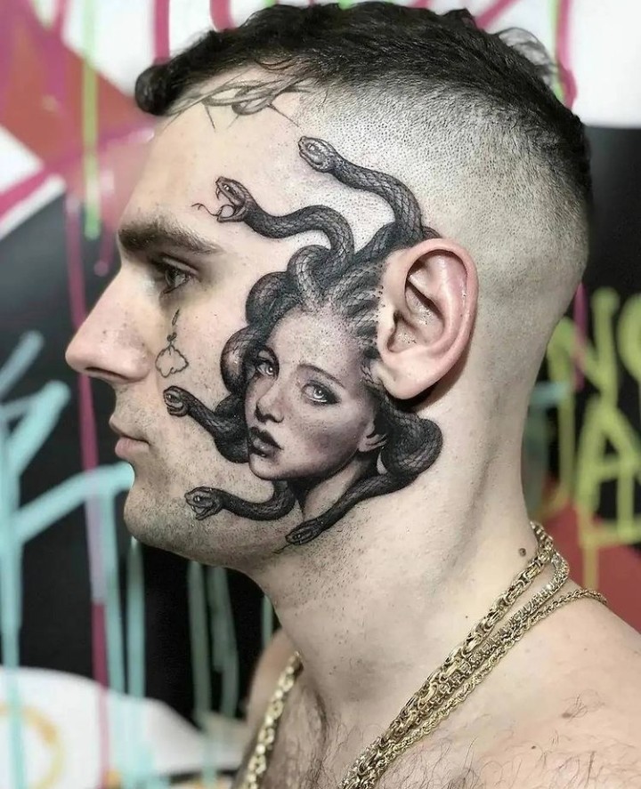 15 Beautiful Medusa Tattoo Designs & Ideas With Meaning