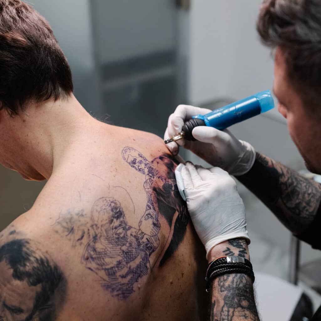 Step 2. Choosing the correct tattoo machine and needle size